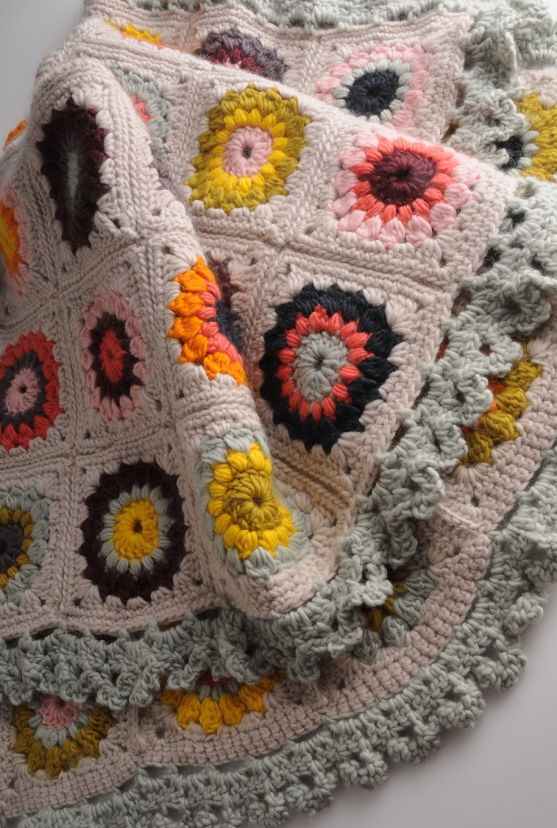 Sunburst Granny Square Blanket Pattern