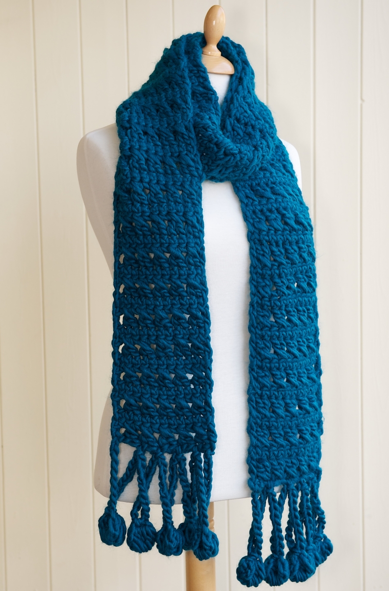 hi_res_mrs_moon_richmond_scarf_image_resized.jpg hi_res_mrs_moon_richmond_scarf_image_resized.jpg