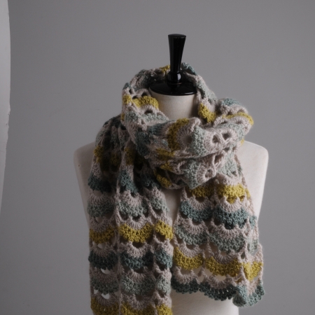 Seashore lace crochet scarf kit using Plump dk