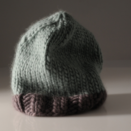 Knitted hat using Plump