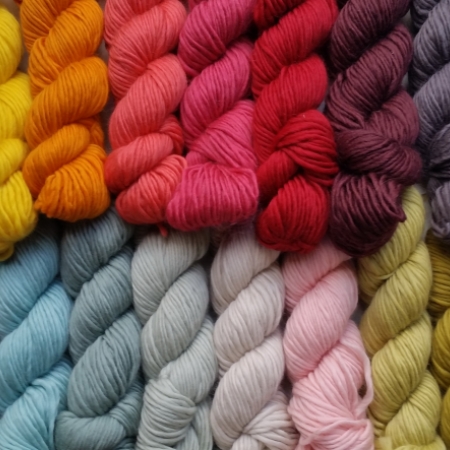 Plump dk handknitting yarn 15 colours